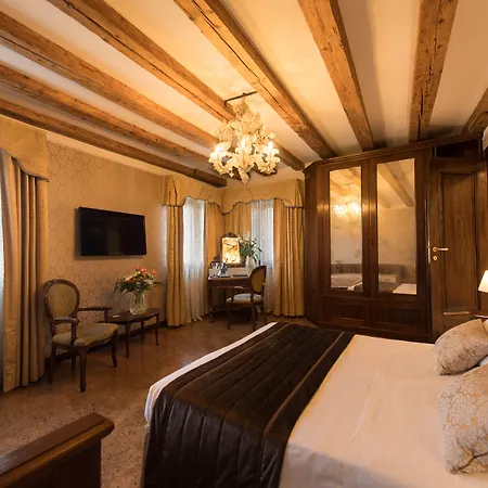 Palazzo Bembo - Exclusive 4* Venedig