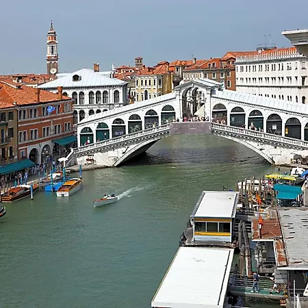 Konukevi Palazzo Bembo - Exclusive 4*