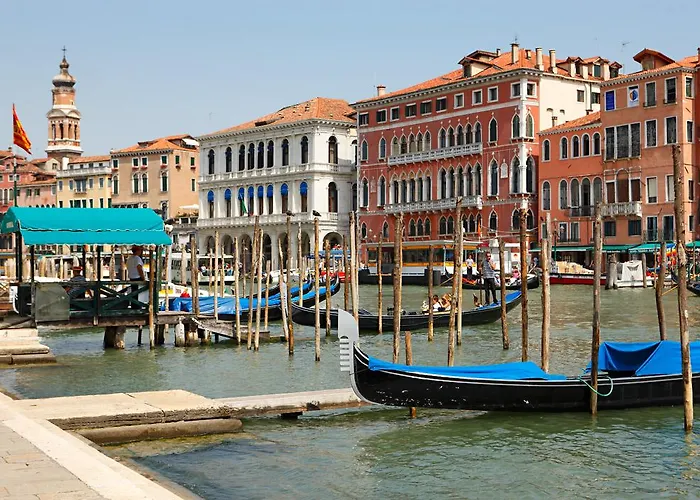 Palazzo Bembo - Exclusive Pensión 4*