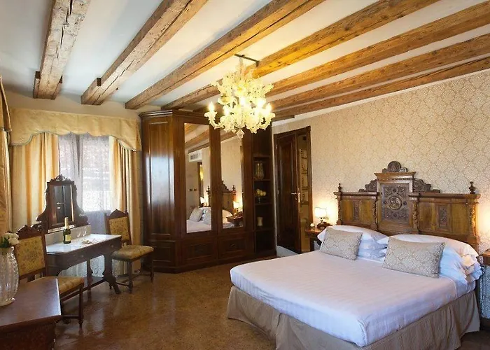 Pensión Palazzo Bembo - Exclusive Venecia