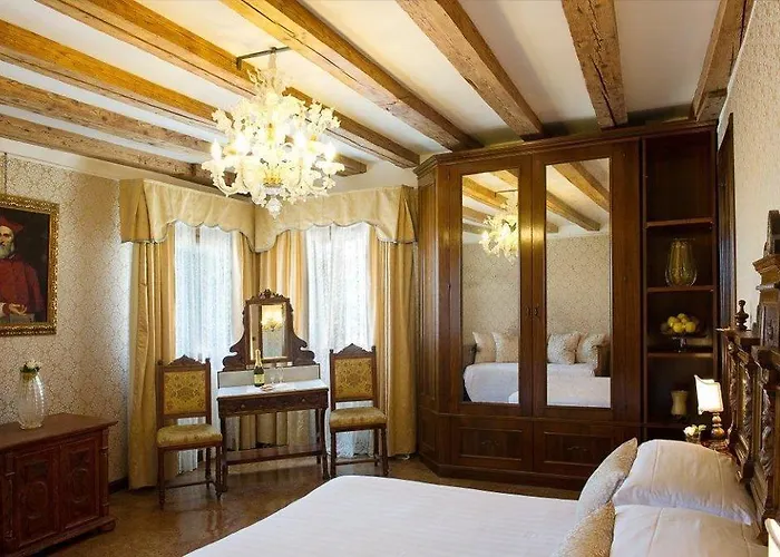Palazzo Bembo - Exclusive Pensión Venecia