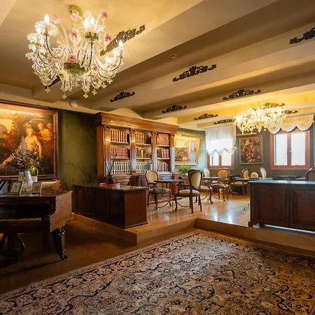 בית הארחה Palazzo Bembo - Exclusive 4*