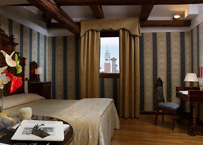 בית הארחה Palazzo Bembo - Exclusive 4*